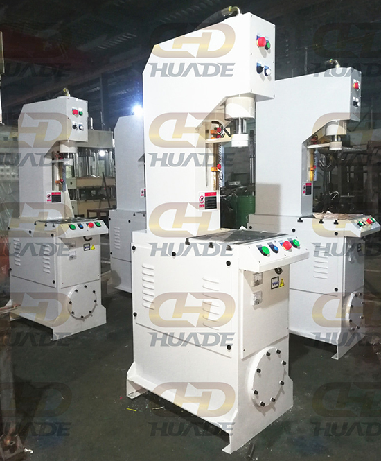 HDY41單柱(zhu)液(ye)壓(ya)機